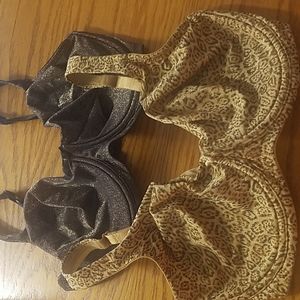 Victoria's Secret Tee Shirt Underwire Bra Set 36DD